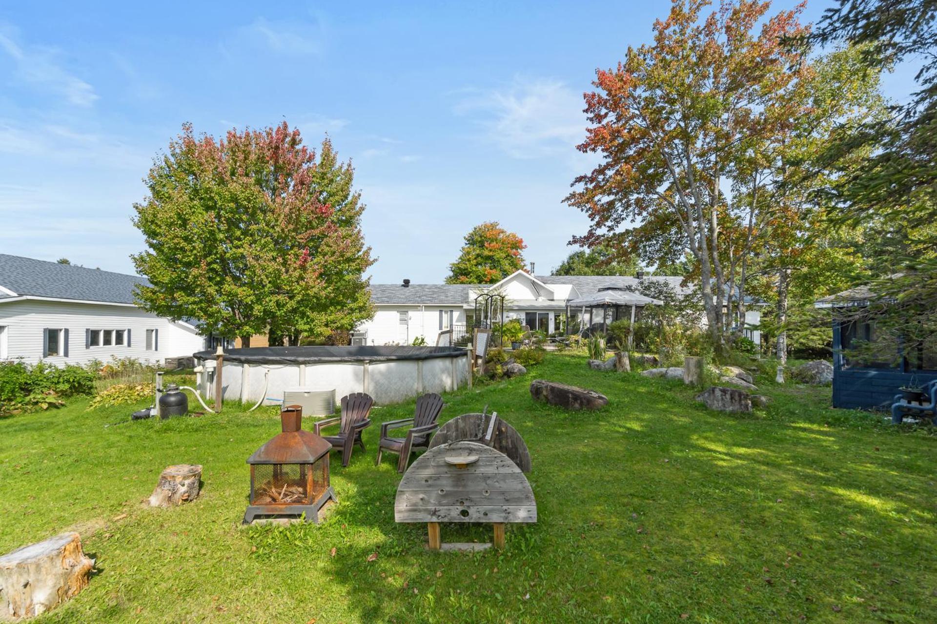 Gite Le Grandelinois Saint-Paulin ภายนอก รูปภาพ